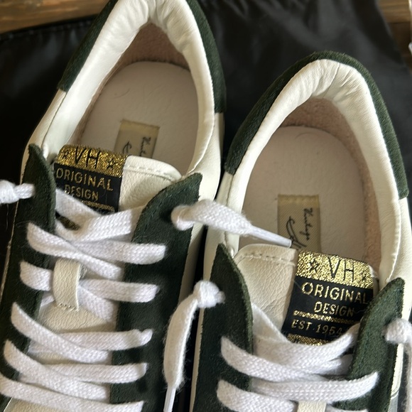 💜 SOLD 💜 NIB Vintage Havana Winifred court sneakers. Size 7.5 - Picture 3 of 12